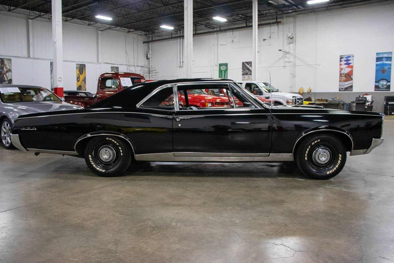 
								1967 Pontiac GTO full									