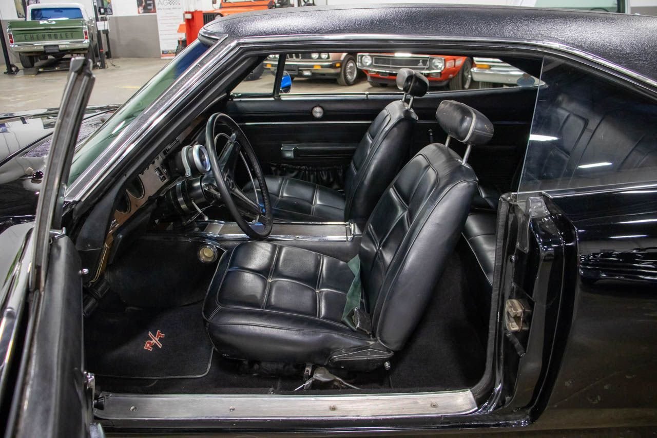 
								1969 Dodge Charger full									