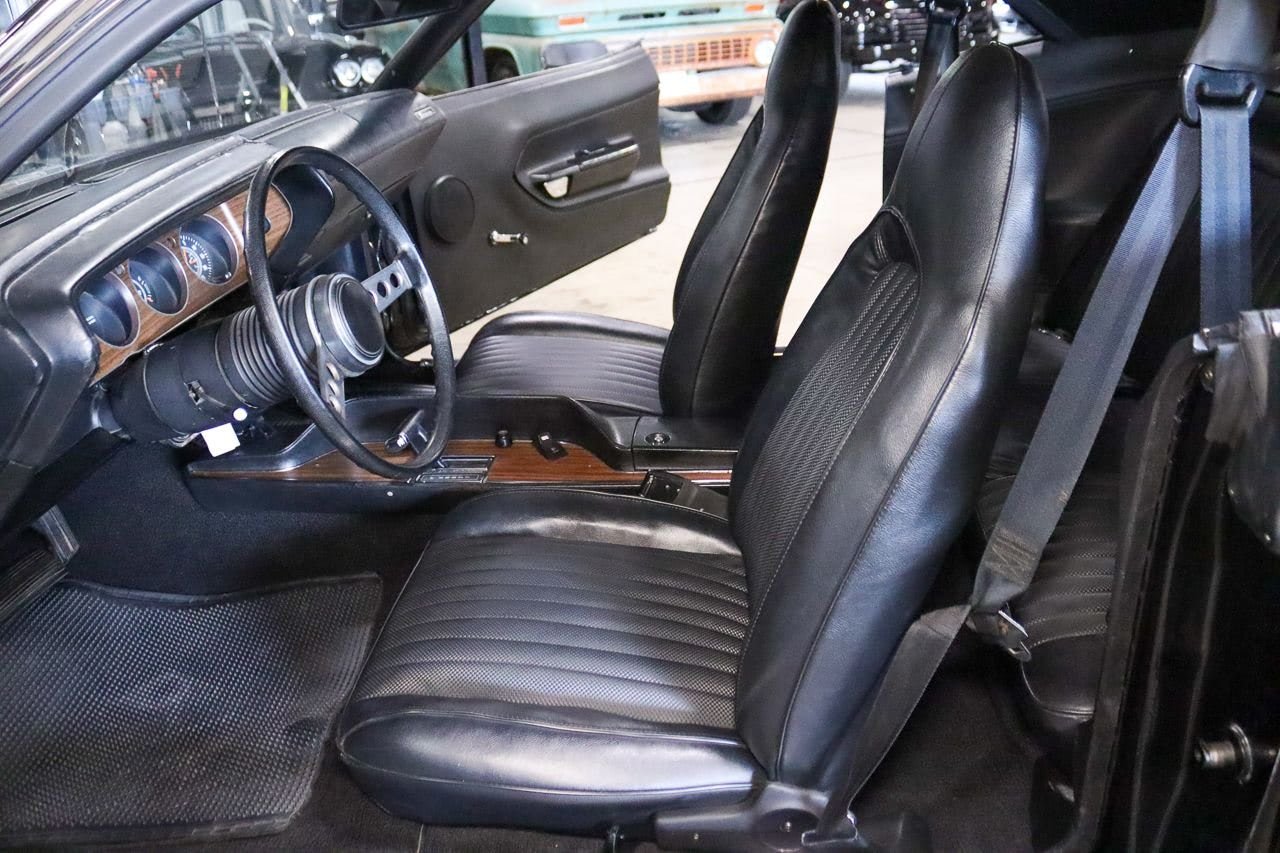 
								1974 Plymouth Barracuda full									